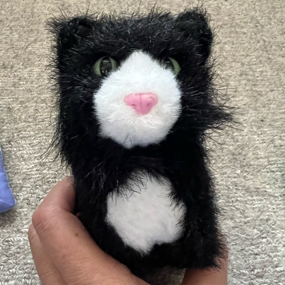 American girl licorice the cat - Picture 2 of 4